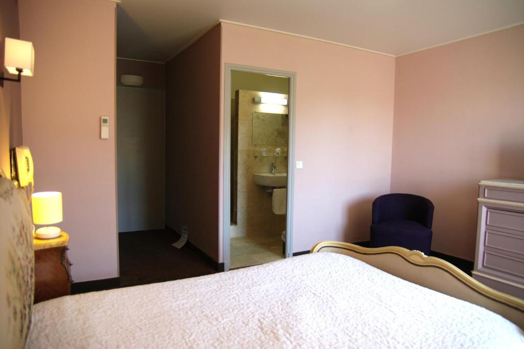 Hotel Du Cheval Blanc Saint-Rémy-de-Provence Pokoj fotografie